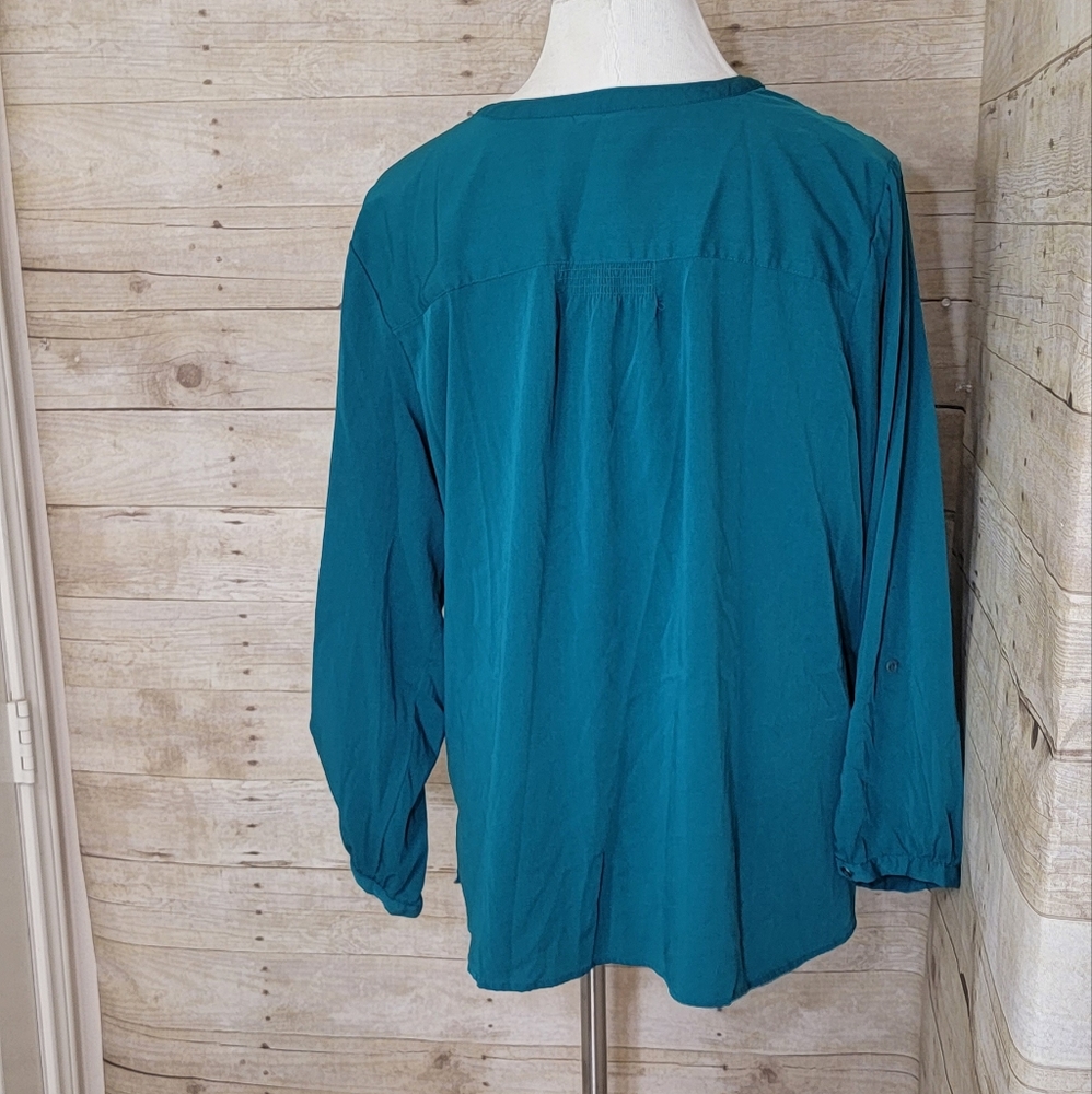 Blouse - Picture 4 of 5
